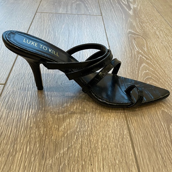 New without box Luxe to Kill faux croc heels - Picture 3 of 7